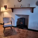 بيت للعطل The At Heathfield House